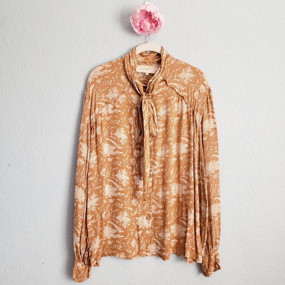 Jens Pirate Booty Long Sleeve Buttondown Floral Bohemian Buccaneer Blouse - Picture 2 of 8